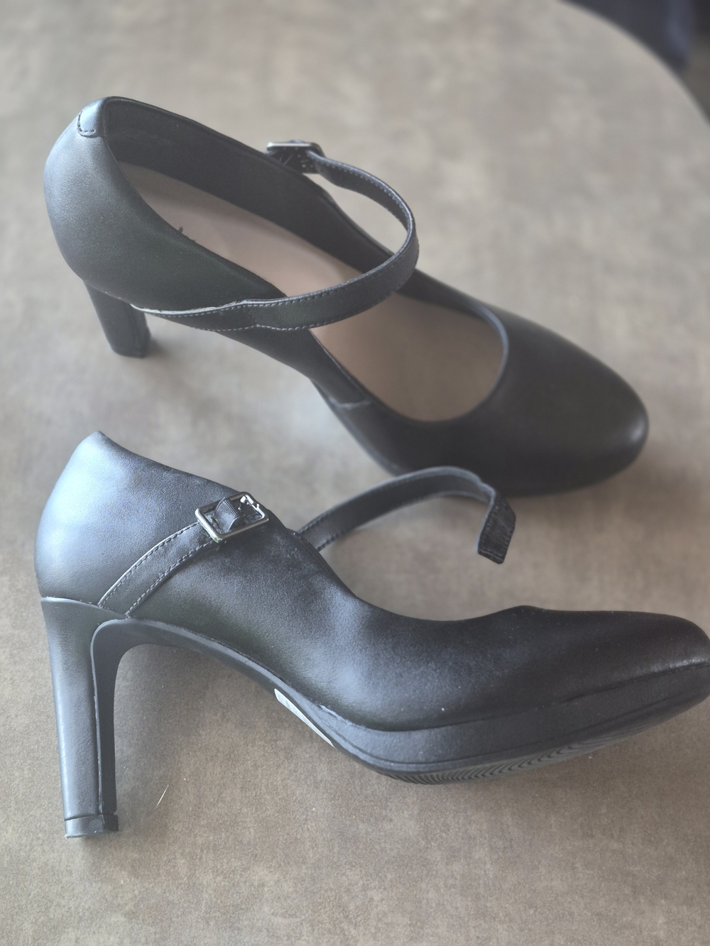Clarks Black Mary Jane Heel Pumps with Ankle Strap